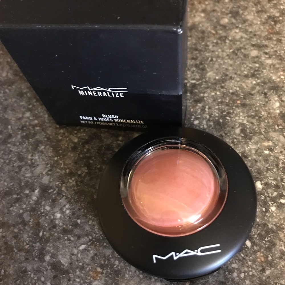 MAC Cosmetics 💋 | Mineralized Blush • Ray Beam